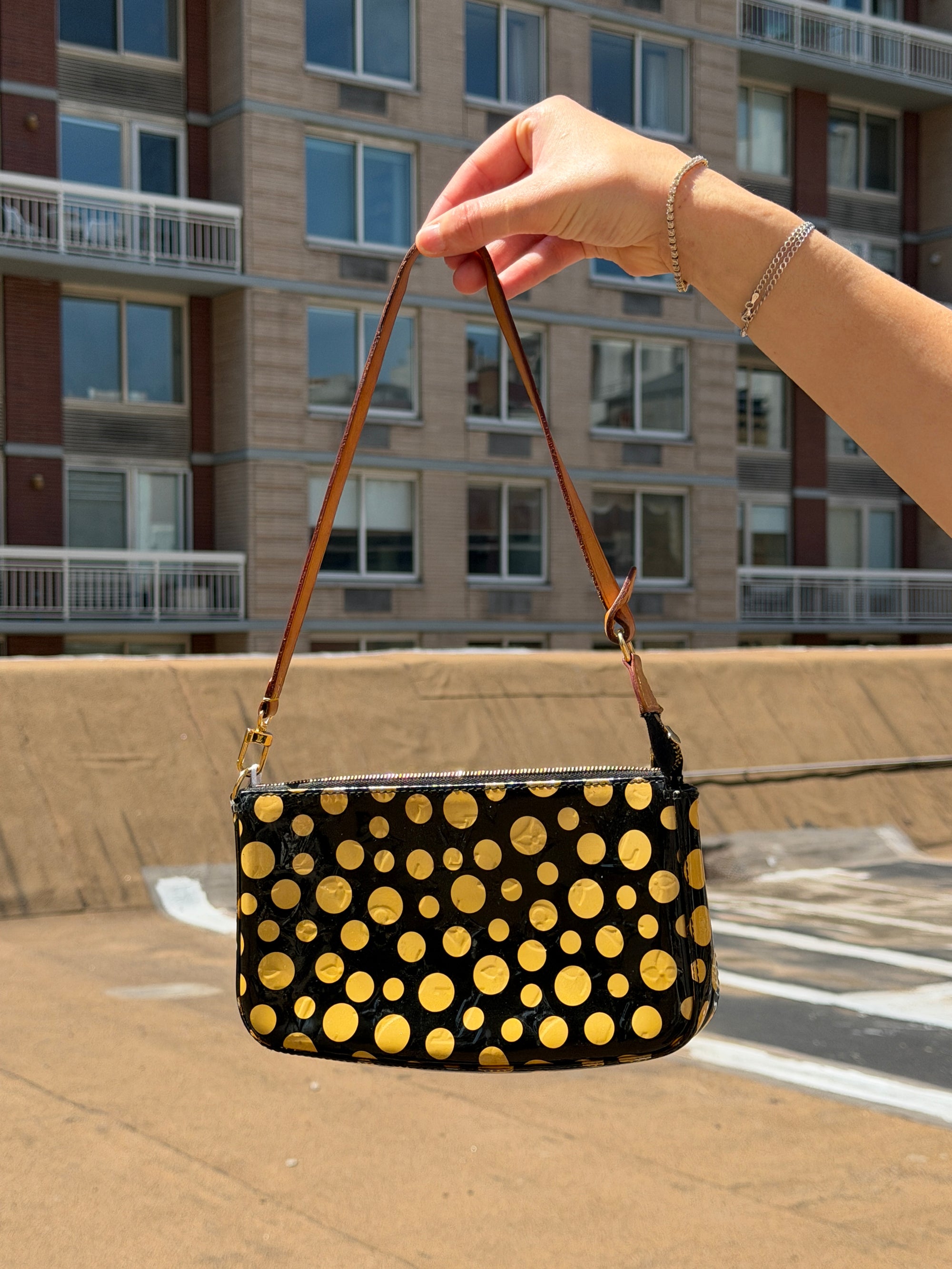 Louis Vuitton Monogram Vernis Polka Dot Pochette