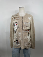 Load image into Gallery viewer, Croft &amp; Barrow Snowman Sweater
