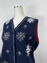 Load image into Gallery viewer, Karen Scott Navy Snowflake Vest
