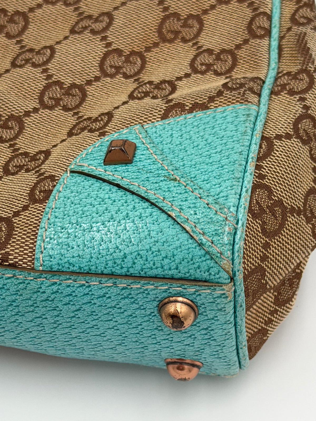 Gucci Jackie Piston Shoulder Bag