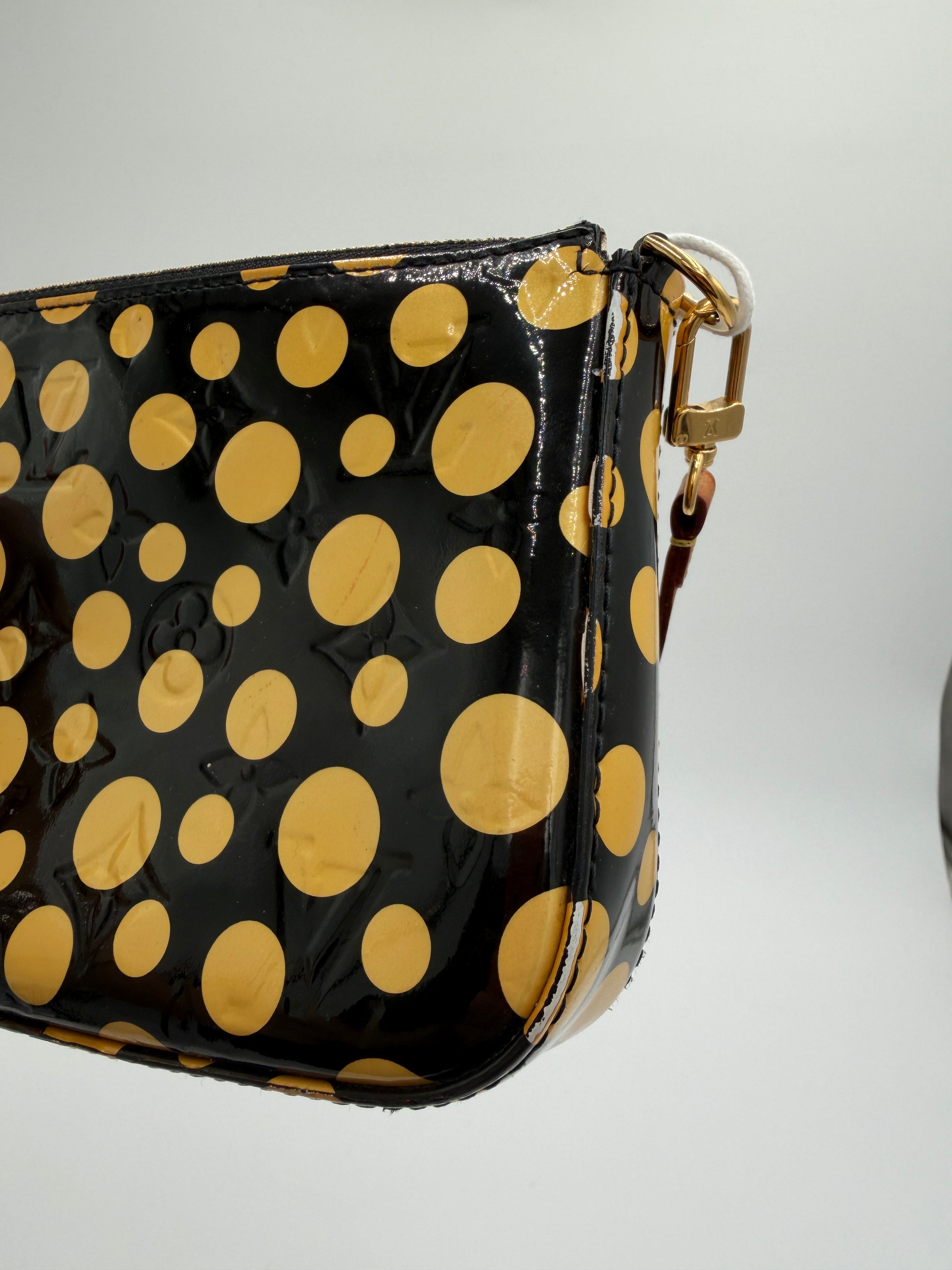 Louis Vuitton Monogram Vernis Polka Dot Pochette