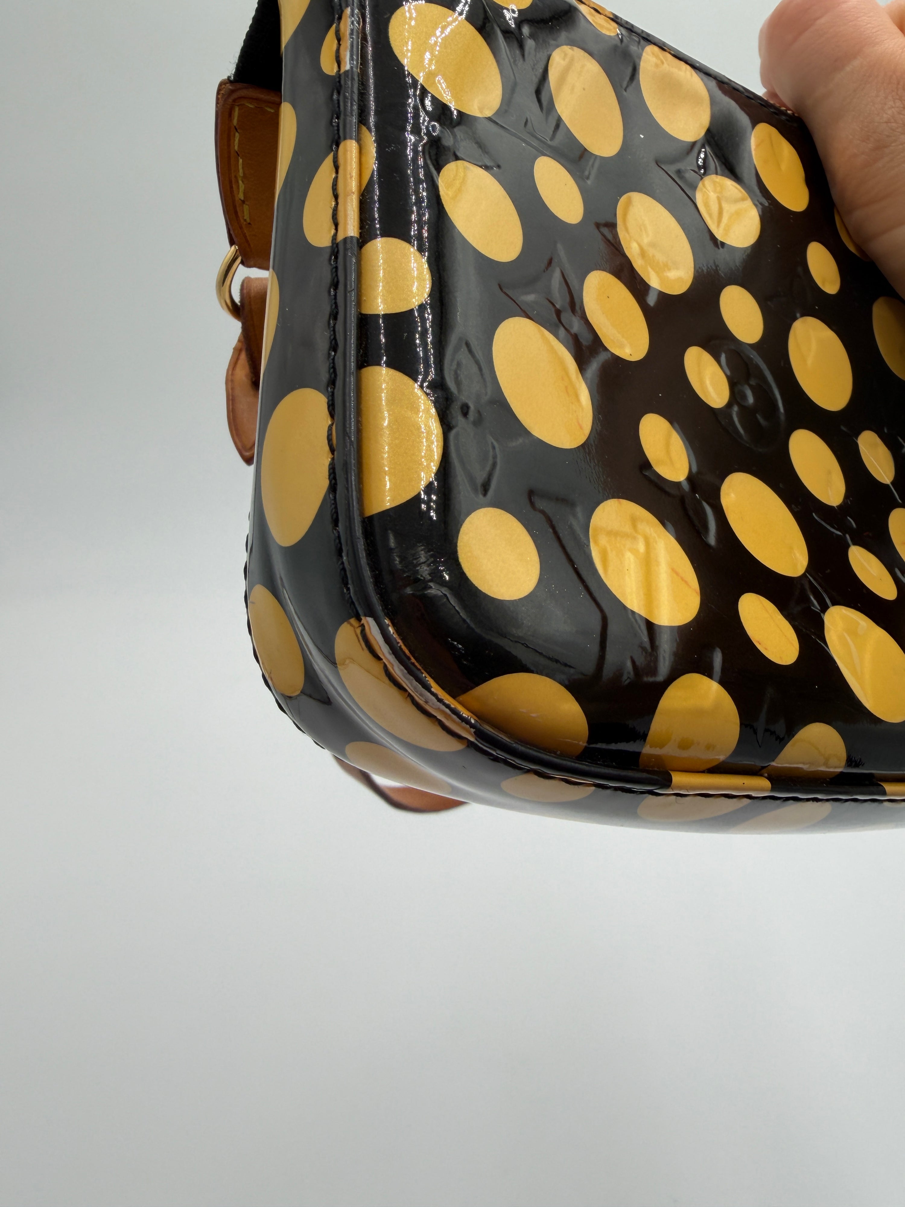 Louis Vuitton Monogram Vernis Polka Dot Pochette