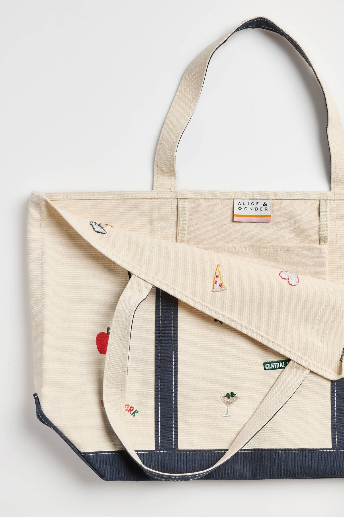 NEW New York City Icons Tote